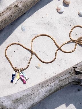 Gold snake chain necklace with small enamel dangle fish; summer ready! nwot